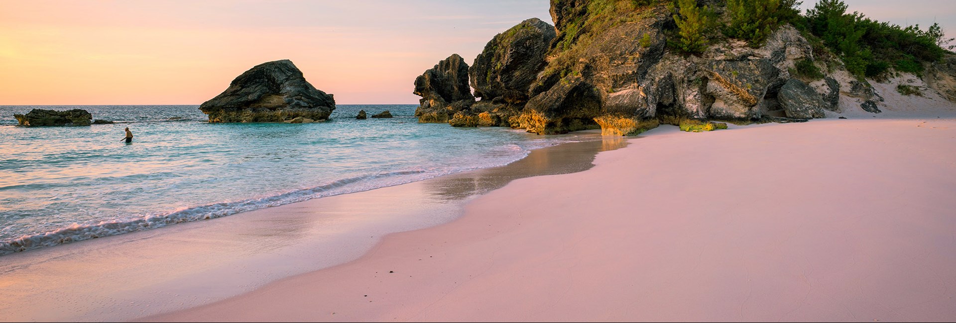 Incredible Beach  Pink sand beach bermuda, Pink sand beach, Beautiful  beaches